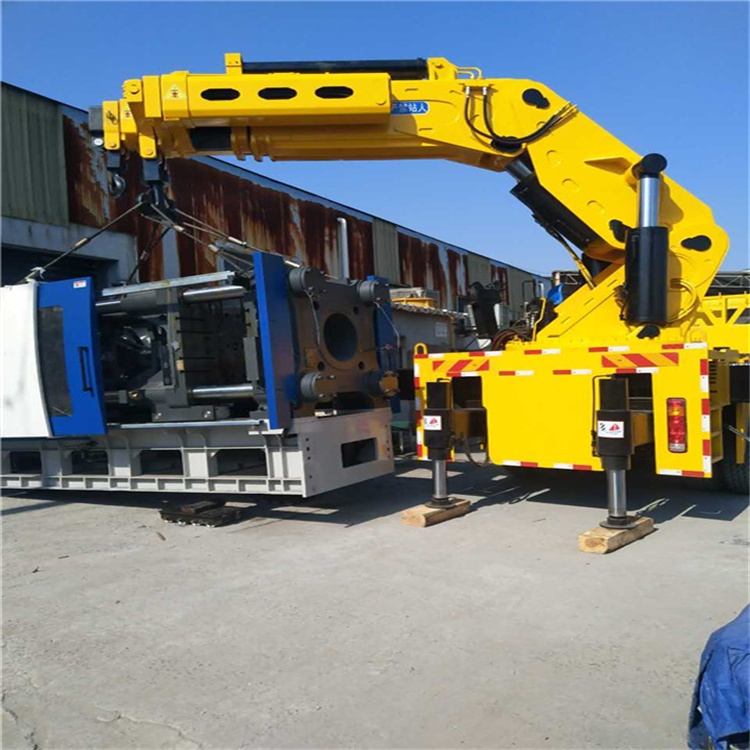 老河口 大吨位折臂吊出租费用解析：一小时租赁多少钱