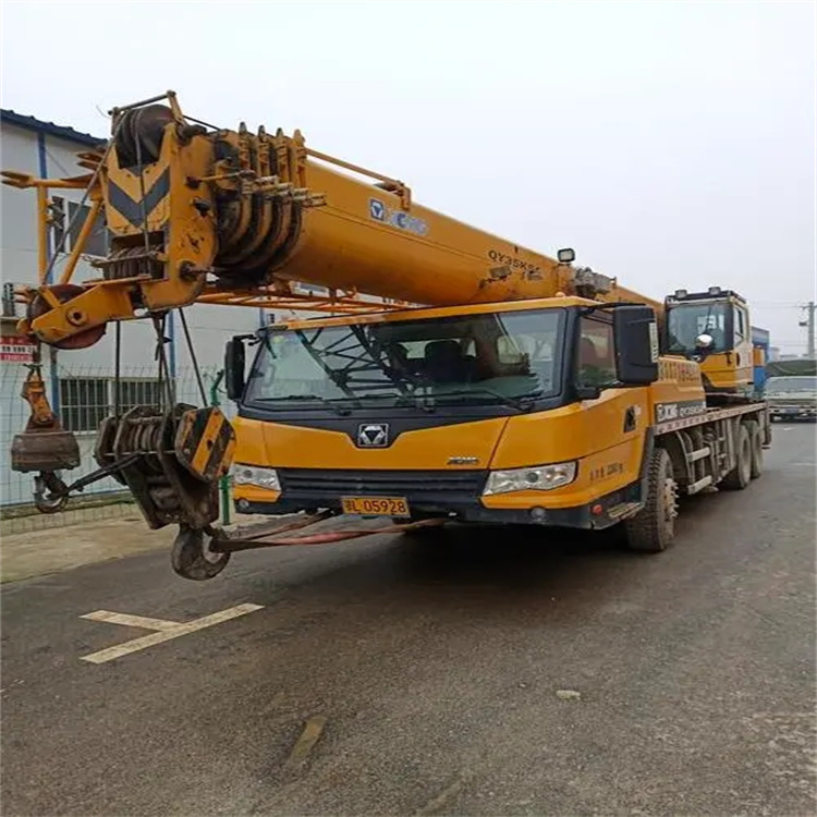 老河口吊车出租保险：全面覆盖，安全无忧